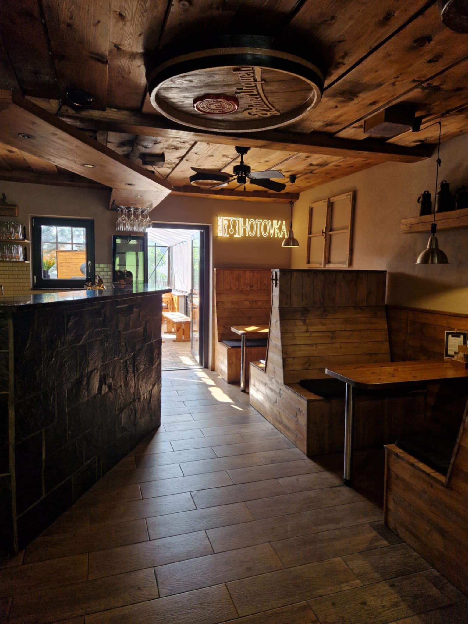 Restaurace Hotovka interiér